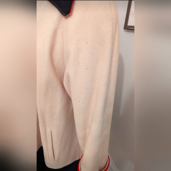 Elegant Women's Black and Cream Coat with Red Accents - Picture 11 of 12